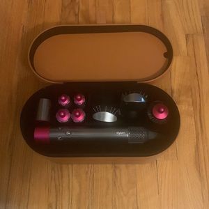 Dyson Air Wrap Pink Brand New!!!